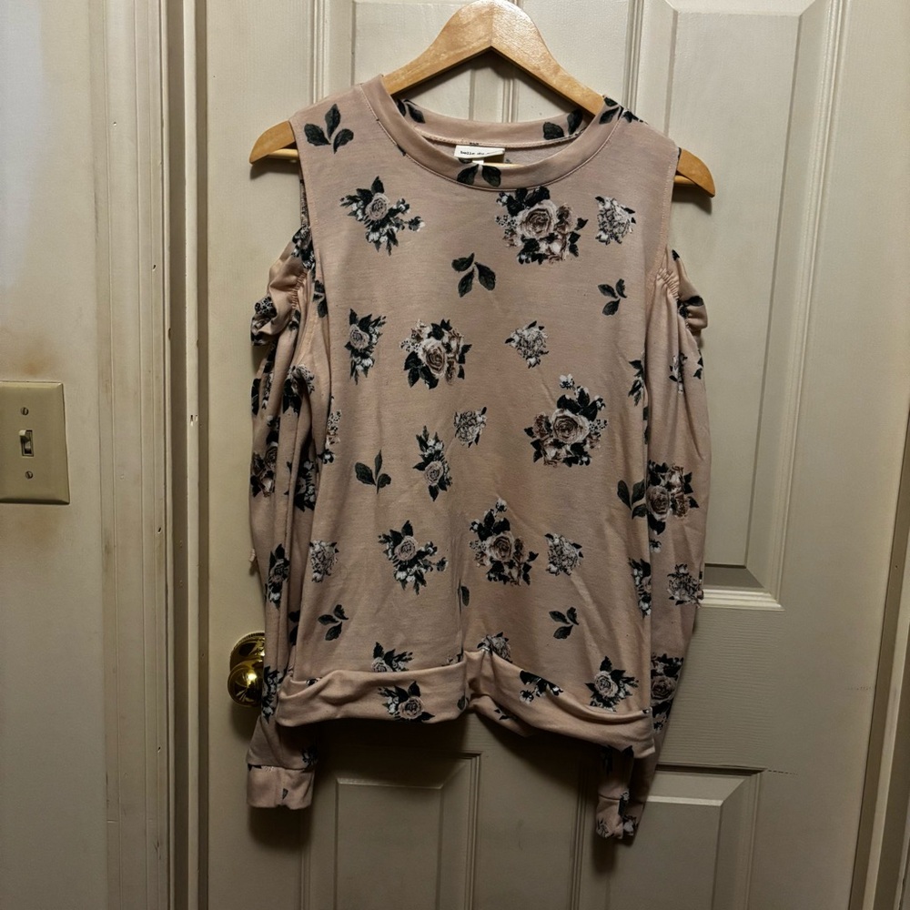 belle du jour Cold Shoulder Ruffle Long Sleeve Floral Sweater Top Women's L